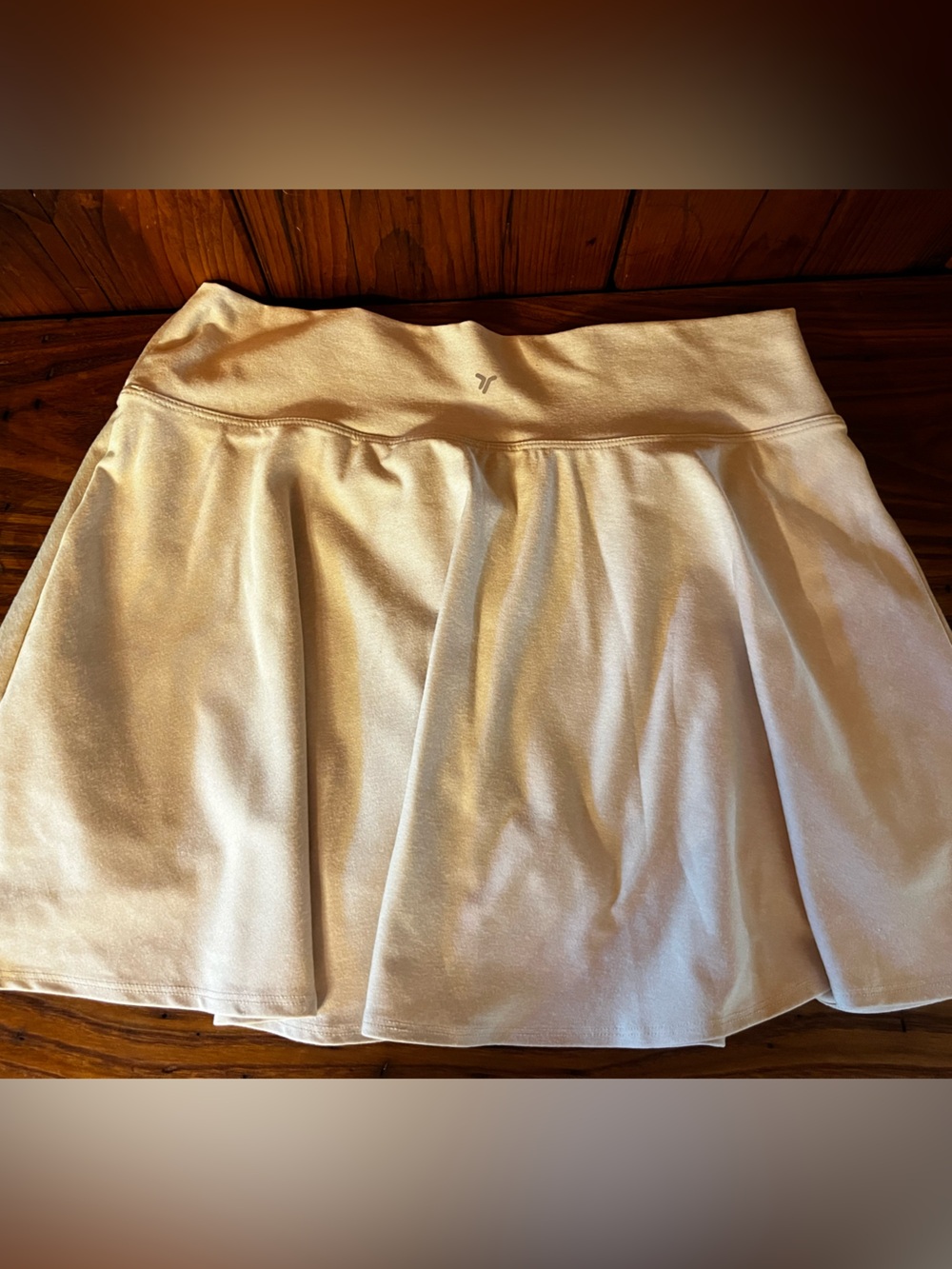 Old Navy Active Cloud line Go-Dry Size L Active Skort Cream/Tan Color